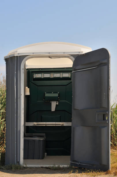 Best Portable restroom trailer rental  in Hudson, OH